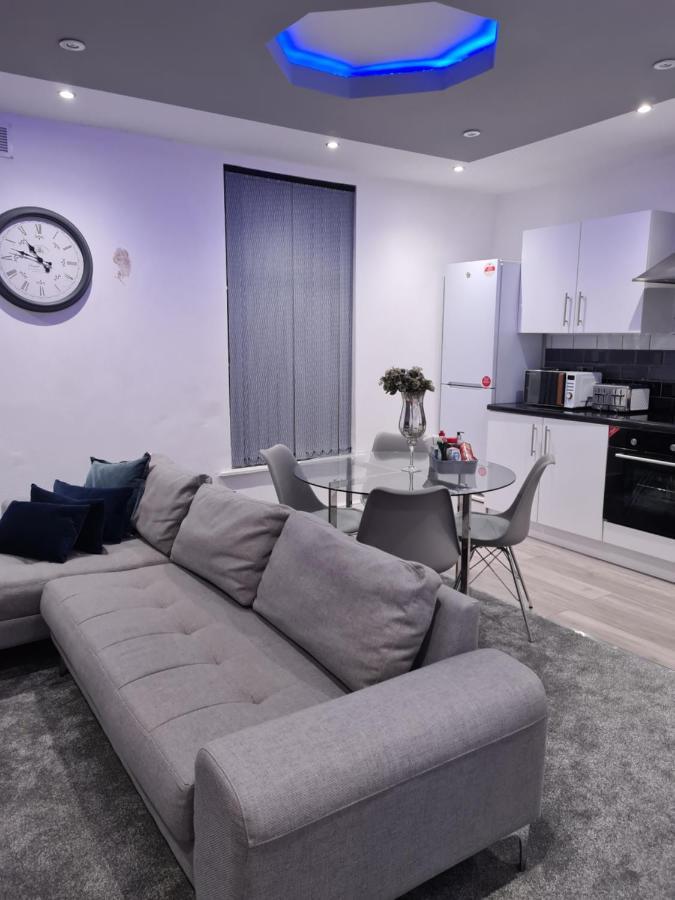 Ali'S Holiday Apartments F3 แบล็คพูล ภายนอก รูปภาพ